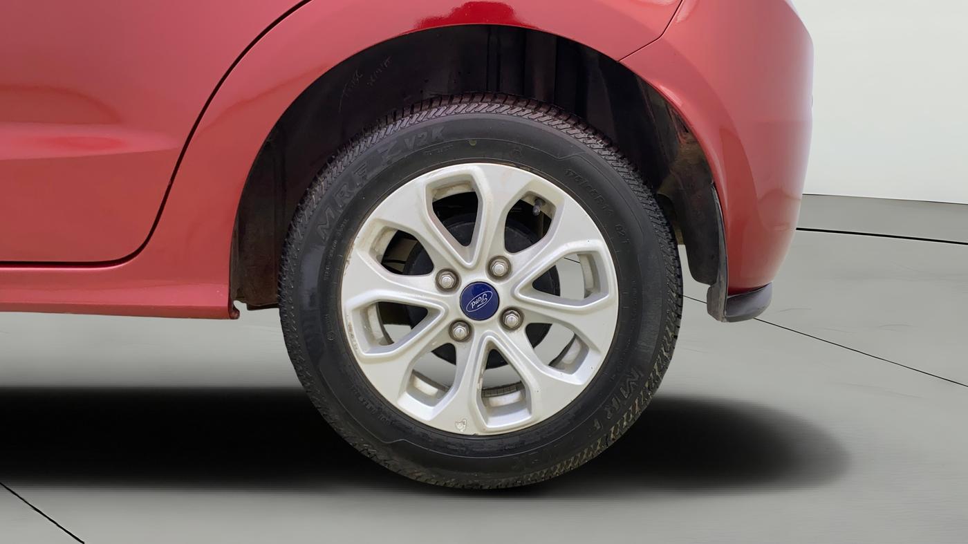 2016 Ford New Figo TITANIUM 1.5 PETROL AT, Petrol, Automatic, 8,946 km, Left Rear Wheel