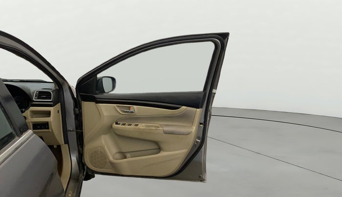 2017 Maruti Ciaz ALPHA  AT 1.4  PETROL, Petrol, Automatic, 90,009 km, RHS Front Door