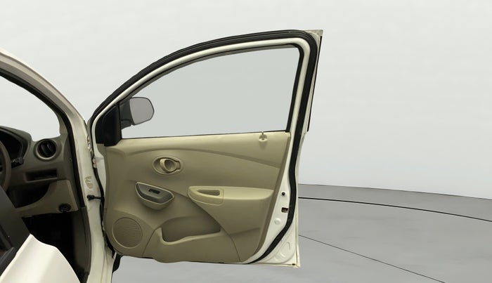 2014 Datsun Go T, Petrol, Manual, 61,446 km, RHS Front Door