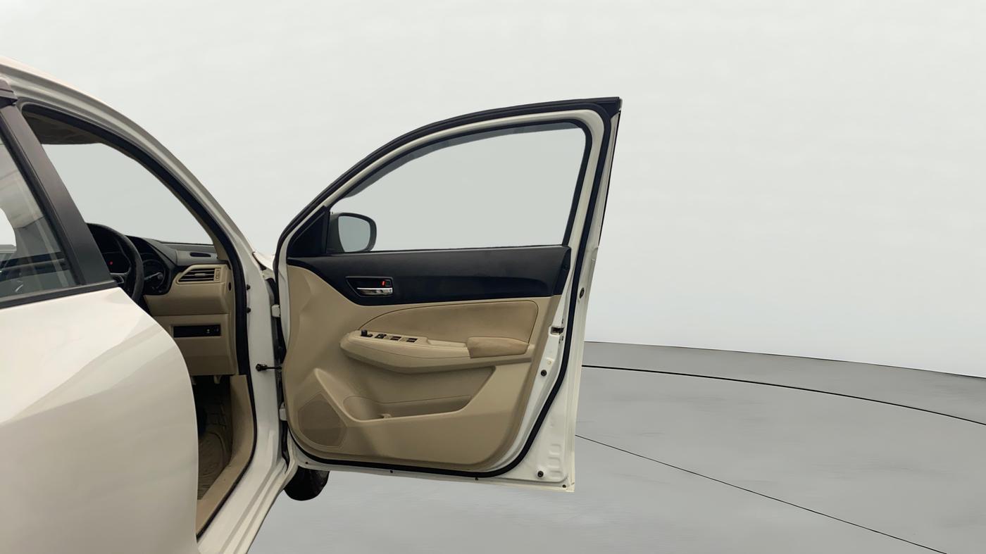 2024 Maruti Dzire VXi, Petrol, Manual, 32,680 km, RHS Front Door