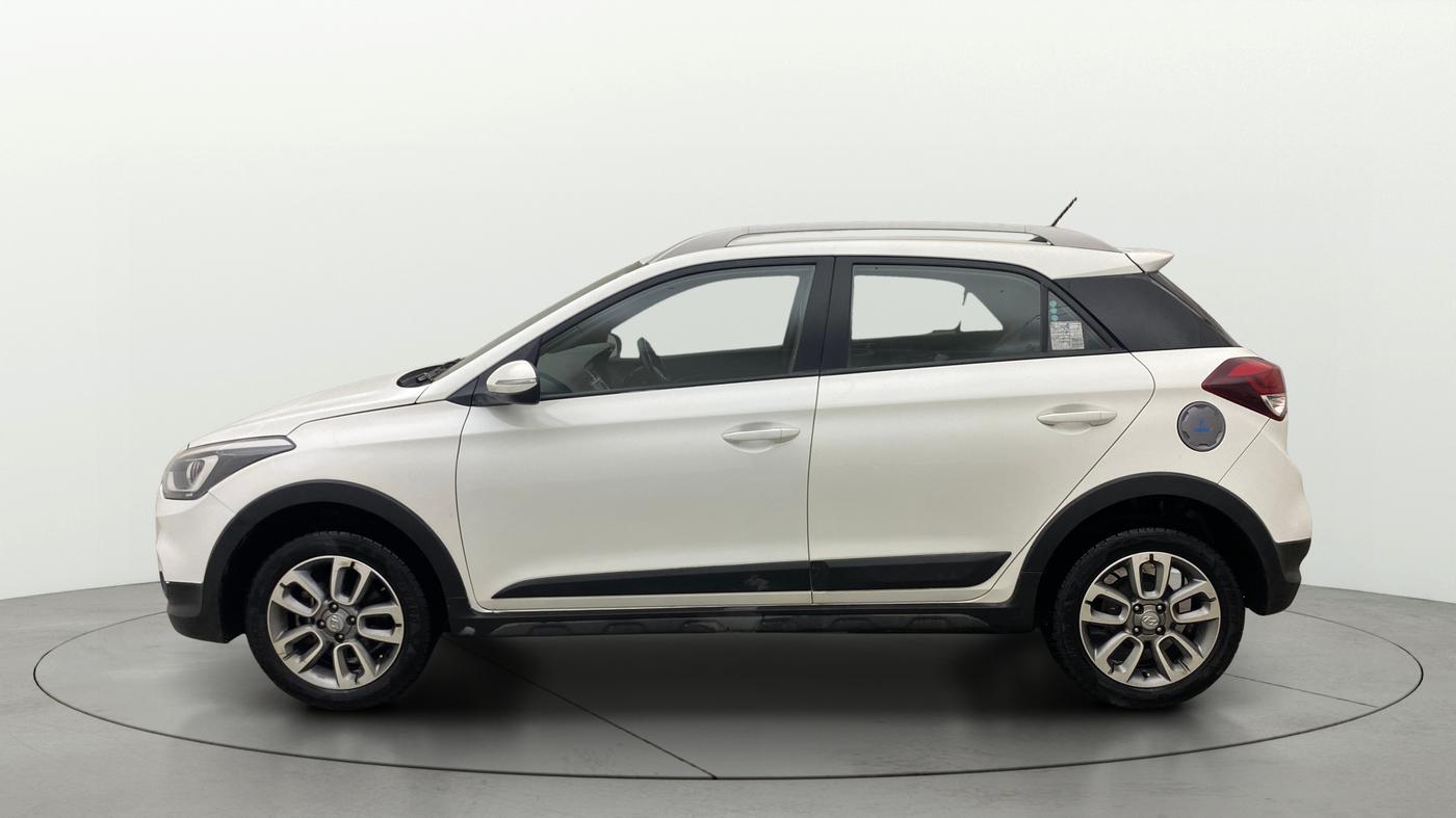 2017 Hyundai i20 Active 1.2 S, Petrol, Manual, 34,189 km, Left Side