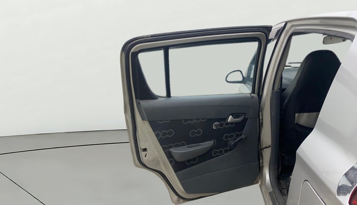 2016 Maruti Alto 800 LXI, Petrol, Manual, 1,22,112 km, LHS Rear Door