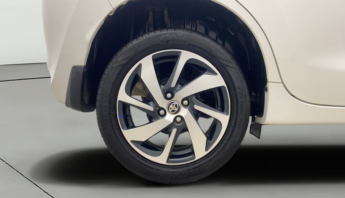 2023 Toyota Glanza V AMT, Petrol, Automatic, 29,377 km, Right Rear Wheel