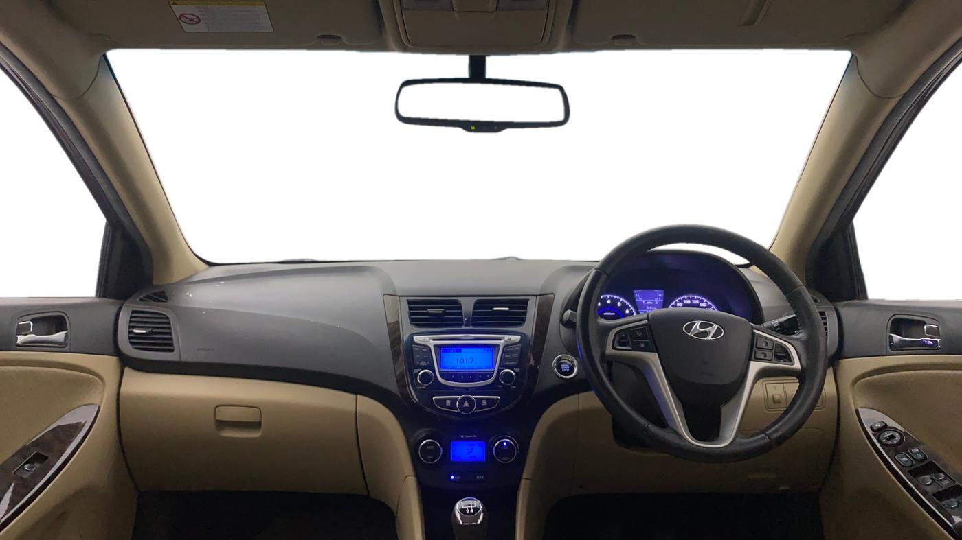 2013 Hyundai Verna FLUIDIC 1.6 VTVT SX, Petrol, Manual, 52,089 km, Dashboard