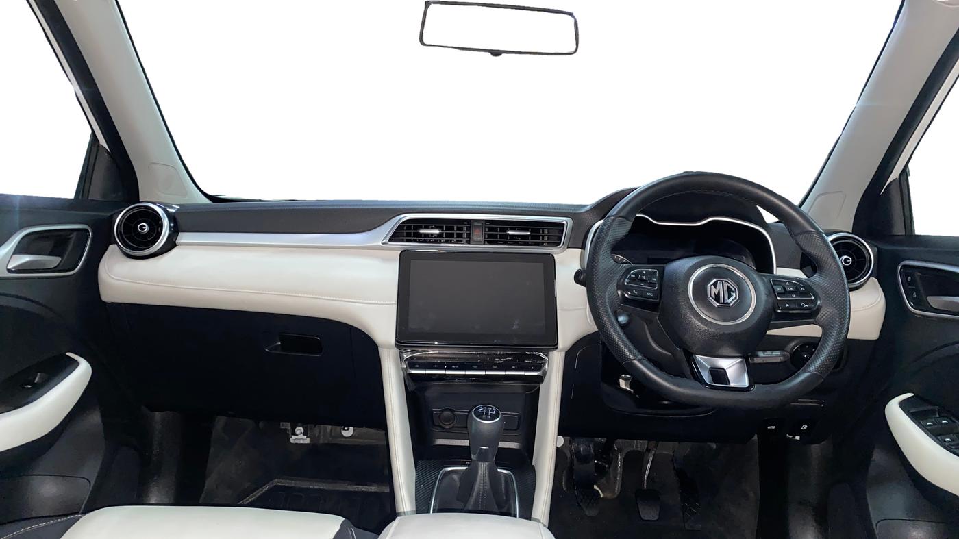 2024 MG ASTOR Sprint 1.5 MT (Ivory), Petrol, Manual, 9,774 km, Dashboard