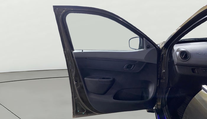 2020 Renault Kwid RXT 1.0 (O), Petrol, Manual, 20,804 km, LHS Front Door