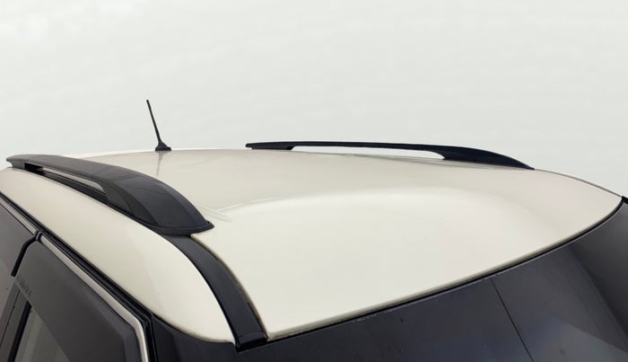 2021 Mahindra XUV300 W8 1.2 PETROL, Petrol, Manual, 26,055 km, Roof