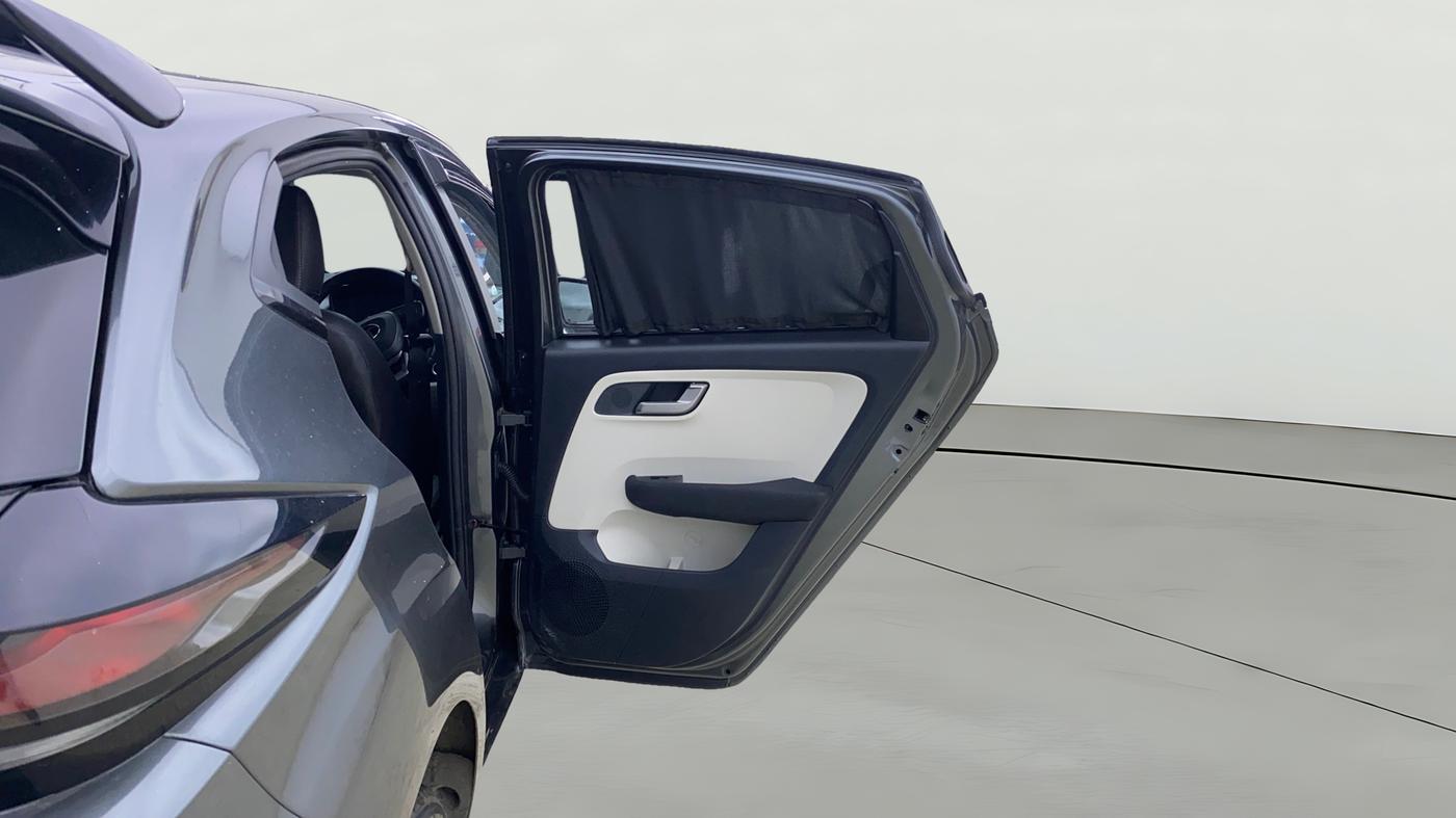2024 Tata ALTROZ XZA Lux, Petrol, Automatic, 17,688 km, RHS Rear Door