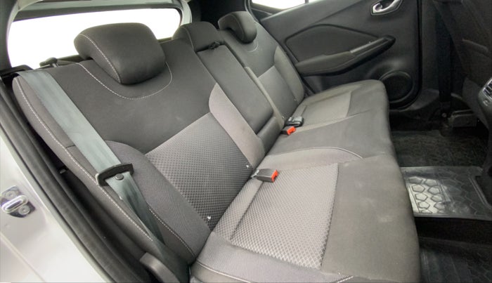 2021 Nissan Kicks XV PREMIUM TURBO 1.3 CVT, Petrol, Automatic, 14,003 km, Right Side Rear Door Cabin