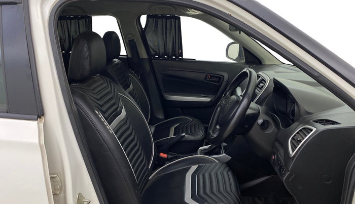 2020 Maruti Vitara Brezza VXI AT SHVS, Petrol, Automatic, 68,312 km, Right Side Front Door Cabin