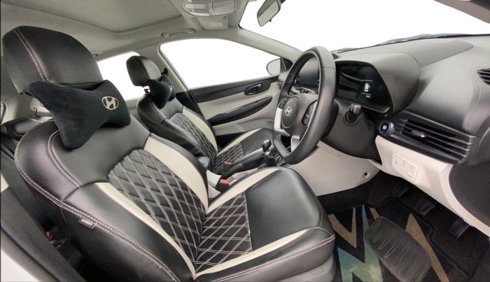 2024 Hyundai NEW I20 ASTA 1.2 MT, Petrol, Manual, 30,000 km, Right Side Front Door Cabin