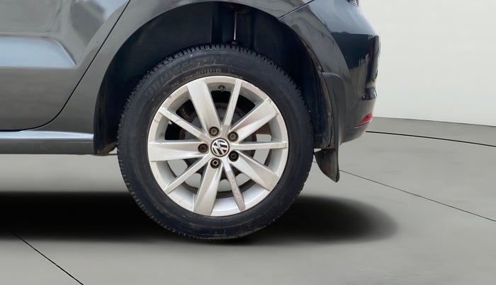 2015 Volkswagen Polo HIGHLINE1.2L, Petrol, Manual, 76,881 km, Left Rear Wheel