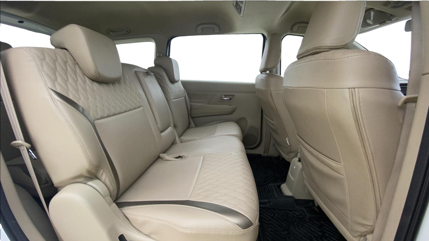 2023 Maruti Ertiga VXi (O), Petrol, Manual, 16,921 km, Right Side Rear Door Cabin