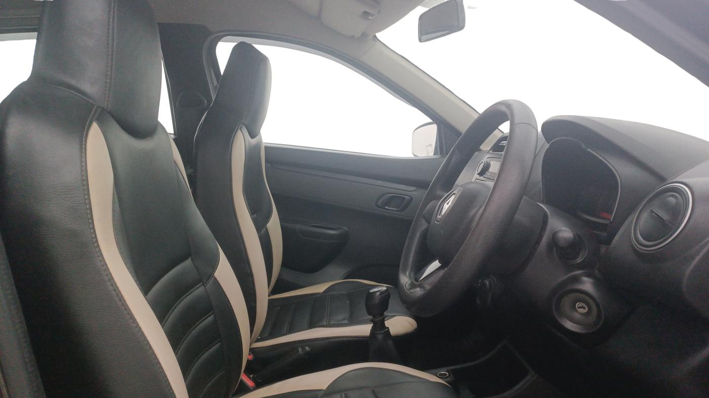 2018 Renault Kwid RXL, Petrol, Manual, 64,328 km, Right Side Front Door Cabin