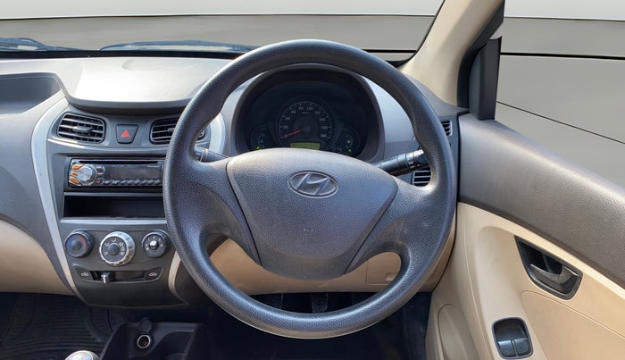 2014 Hyundai Eon ERA +, Petrol, Manual, 48,225 km, Steering Wheel Close Up