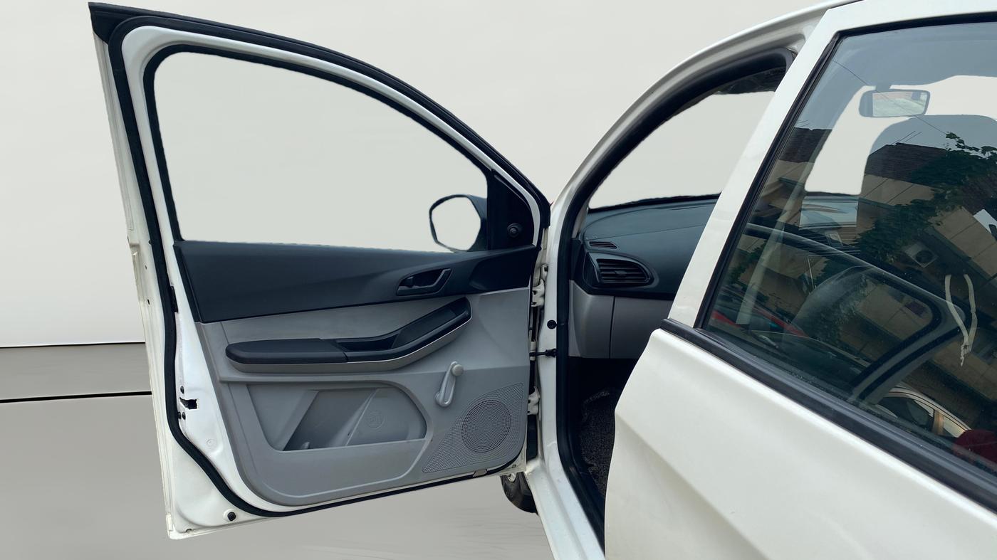 2021 Tata Tiago XE PETROL, Petrol, Manual, 45,557 km, LHS Front Door