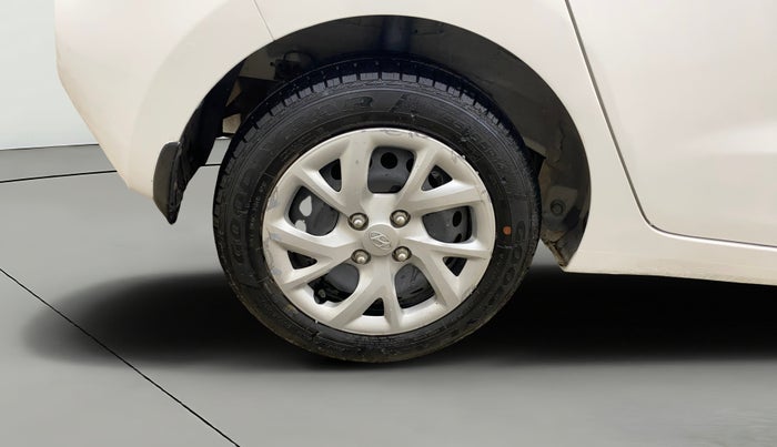 2017 Hyundai Grand i10 MAGNA 1.2 KAPPA VTVT, Petrol, Manual, 11,159 km, Right Rear Wheel