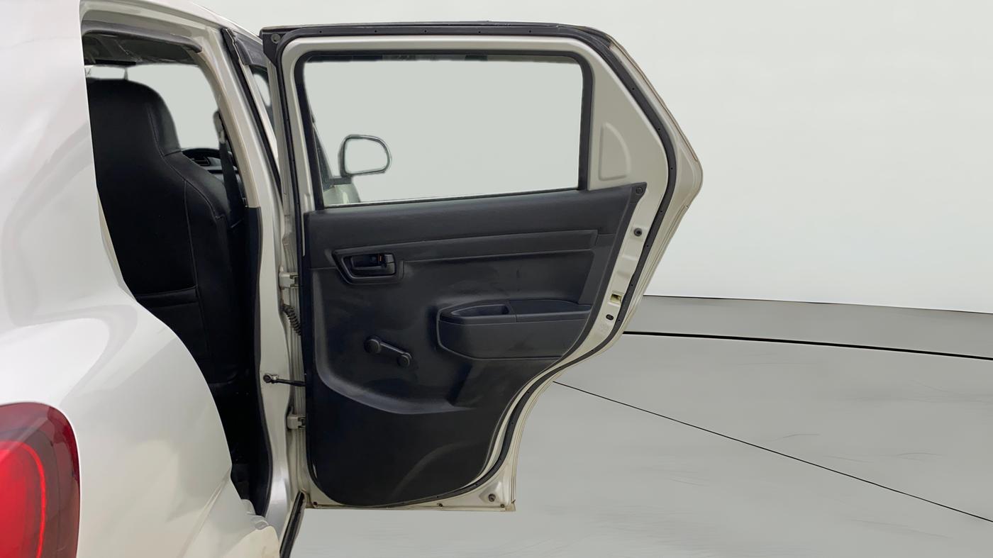 2021 Maruti S PRESSO LXI CNG, CNG, Manual, 90,554 km, RHS Rear Door
