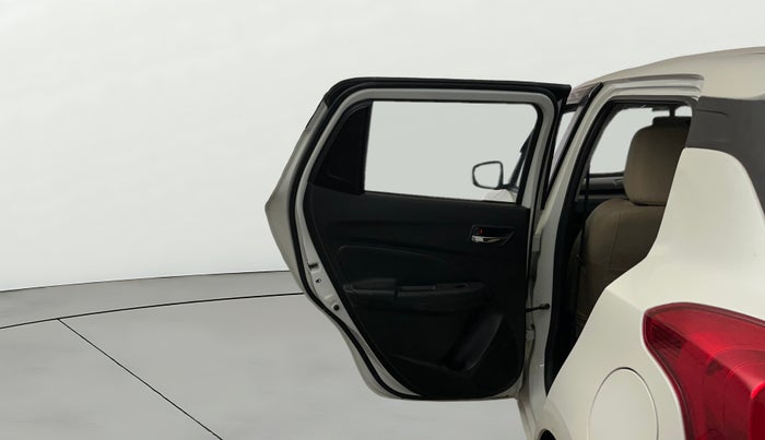 2024 Maruti Swift VXI, Petrol, Manual, 14,906 km, LHS Rear Door