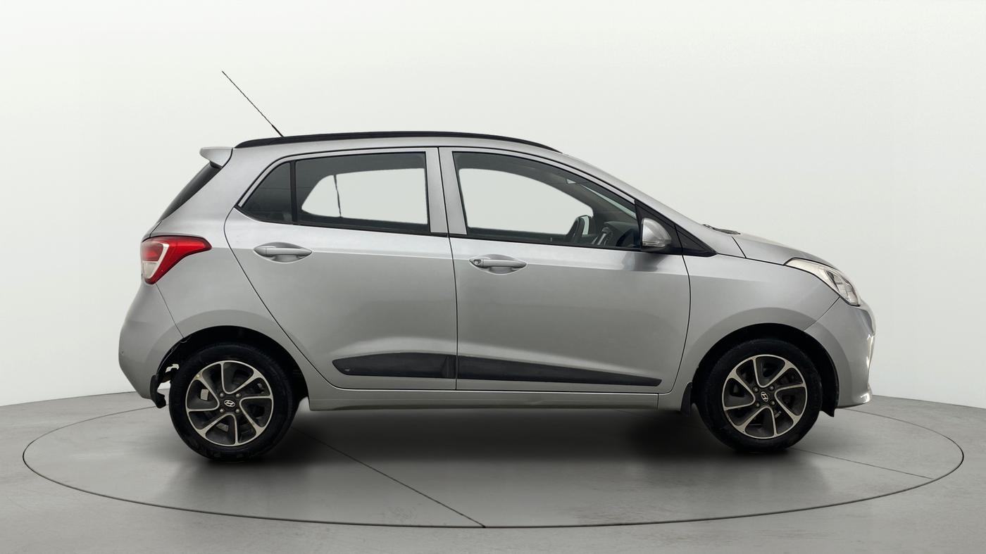 2019 Hyundai Grand i10 SPORTZ AT 1.2 KAPPA VTVT, Petrol, Automatic, 76,726 km, Right Side View