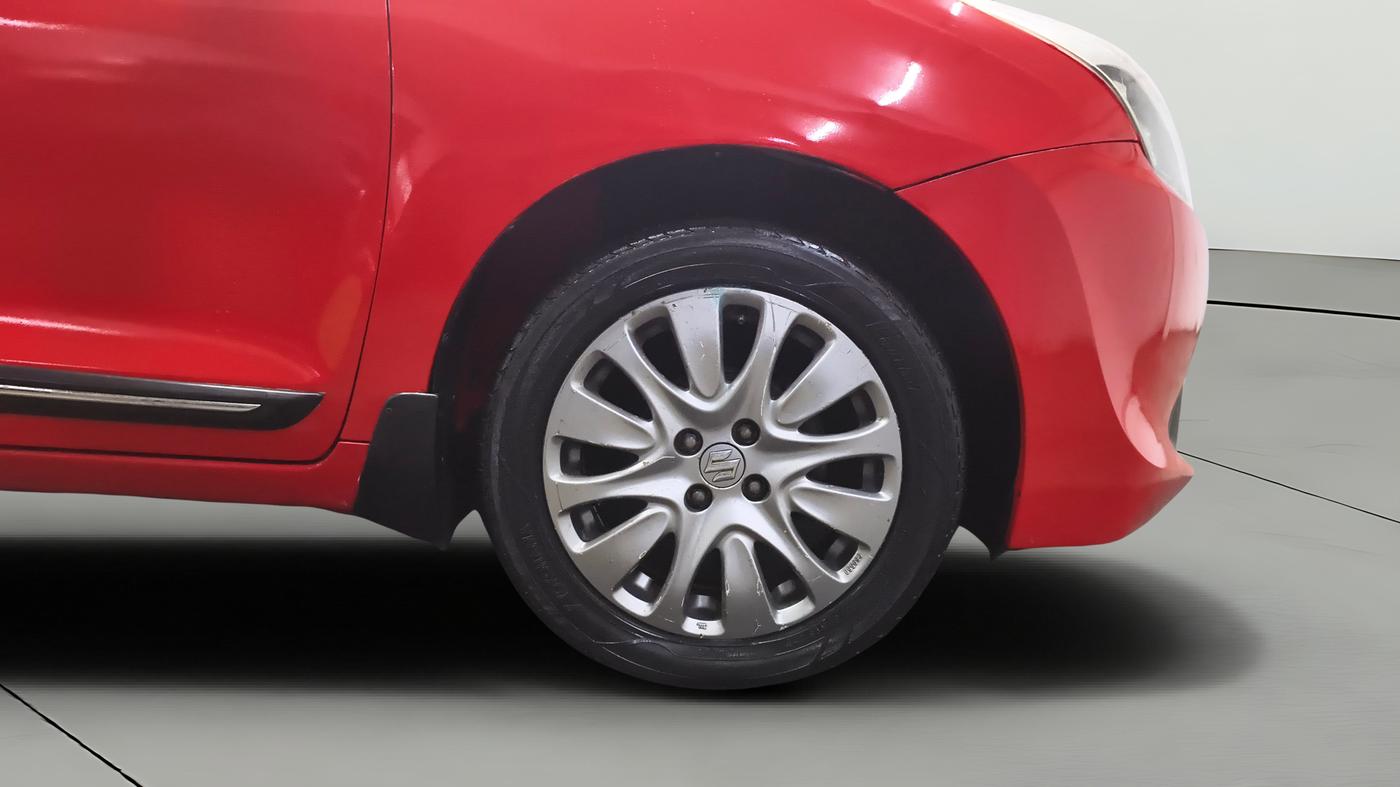 2017 Maruti Baleno ALPHA PETROL 1.2, Petrol, Manual, 1,19,624 km, Right Front Wheel