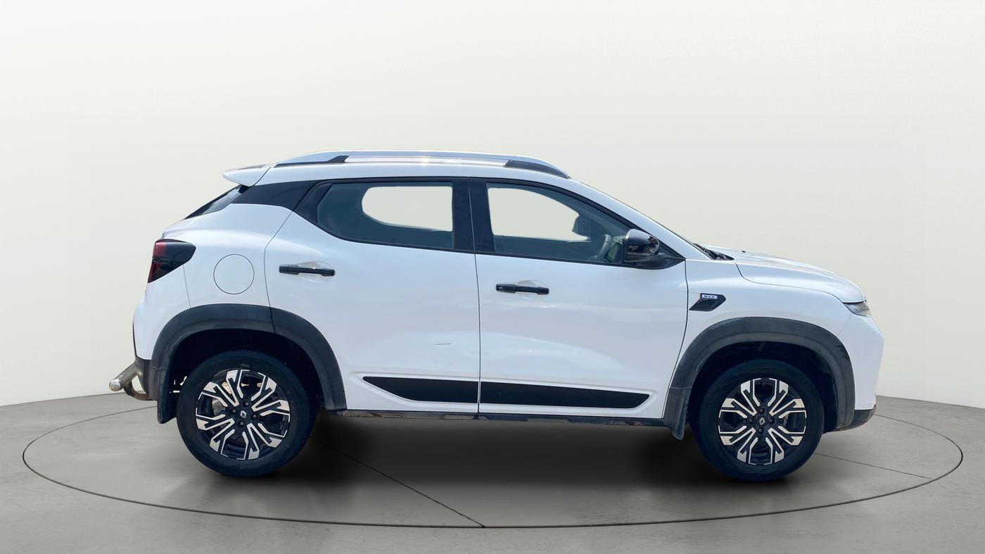 2022 Renault Kiger RXZ MT, Petrol, Manual, 84,057 km, Right Side View