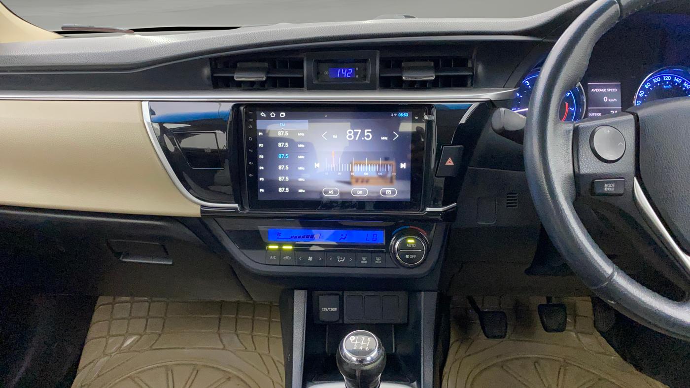 2014 Toyota Corolla Altis G PETROL, Petrol, Manual, 1,03,843 km, Air Conditioner