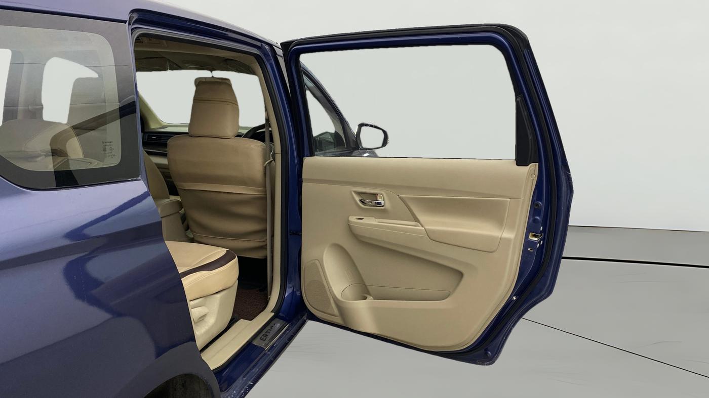 2020 Maruti Ertiga ZXI+ SHVS, Petrol, Manual, 1,01,256 km, RHS Rear Door