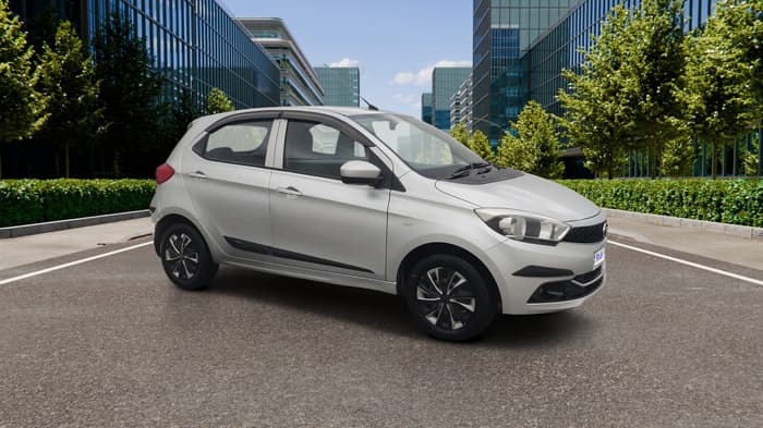 2017 Tata Tiago XTA PETROL, Petrol, Automatic, 52,215 km, Right Front Diagonal
