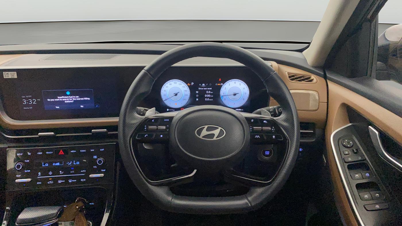 2024 Hyundai ALCAZAR Signature 7 STR 1.5 Turbo GDi Petrol DCT, Petrol, Automatic, 18,667 km, Steering Wheel Close Up