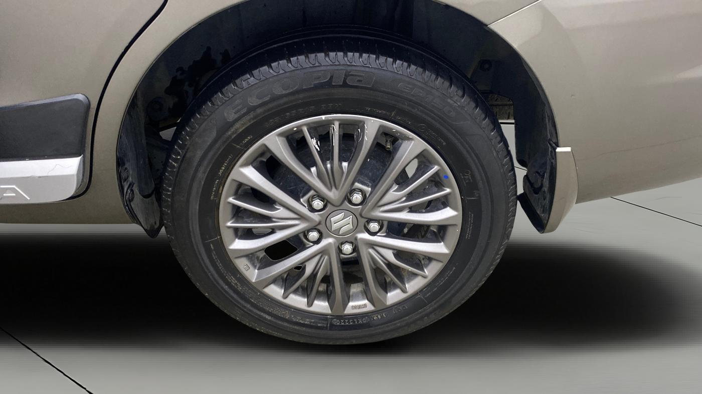 2020 Maruti Ertiga ZXI+ SHVS, Petrol, Manual, 17,642 km, Left Rear Wheel