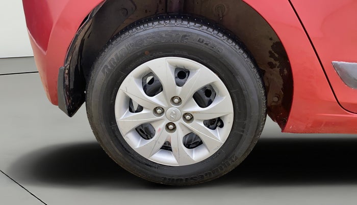 2016 Hyundai Elite i20 SPORTZ 1.2, Petrol, Manual, 67,517 km, Right Rear Wheel