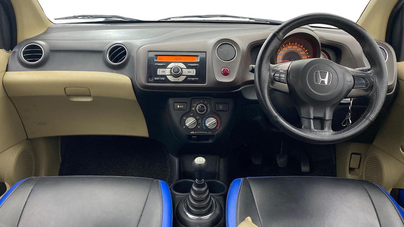 2013 Honda Brio S MT, Petrol, Manual, 67,647 km, Dashboard