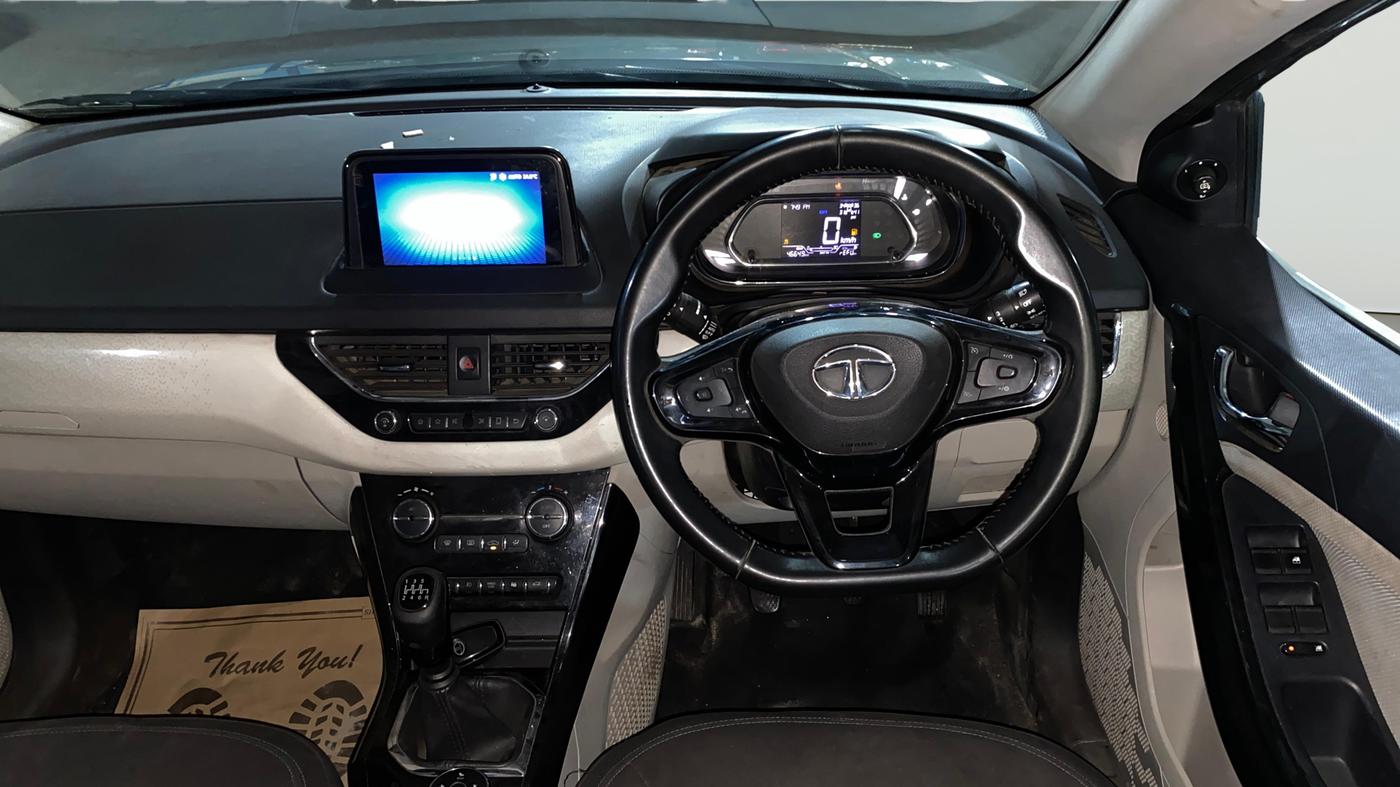 2020 Tata NEXON XZ PLUS (O) DIESEL, Diesel, Manual, 46,650 km, Steering Wheel Close Up