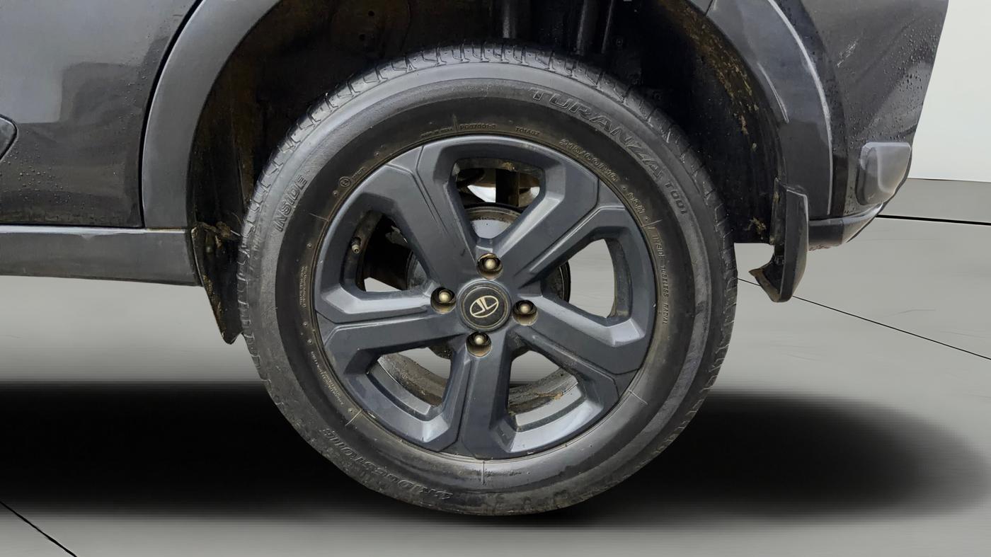 2022 Tata NEXON XZA PLUS PETROL DARK EDITION, Petrol, Automatic, 51,264 km, Left Rear Wheel