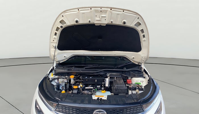 2023 Tata ALTROZ XZ PETROL, Petrol, Manual, 21,487 km, Open Bonet