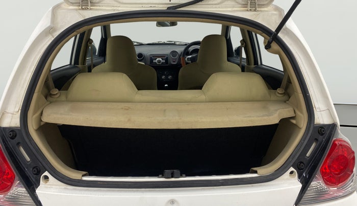 2013 Honda Brio V MT, Petrol, Manual, 91,914 km, Boot Open Zoomed View