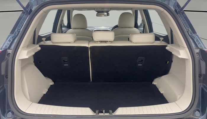 2023 Mahindra XUV300 W8 (O) 1.5 DIESEL, Diesel, Manual, 68,434 km, Boot Open Zoomed View