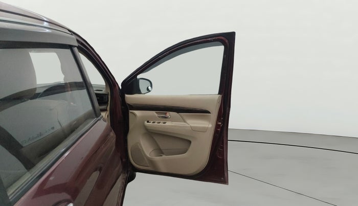 2019 Maruti Ertiga ZXI AT SHVS, Petrol, Automatic, 78,724 km, RHS Front Door