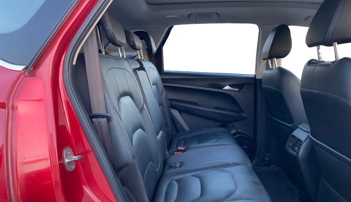 2020 MG HECTOR SHARP 1.5 DCT PETROL, Petrol, Automatic, 78,743 km, Right Side Rear Door Cabin