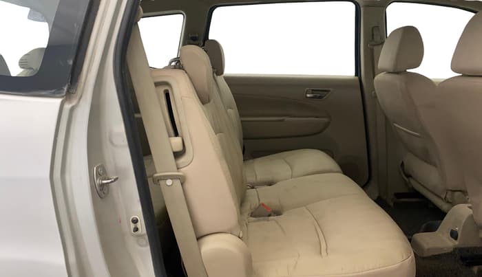 2016 Maruti Ertiga VDI SHVS, Diesel, Manual, 62,105 km, Right Side Rear Door Cabin