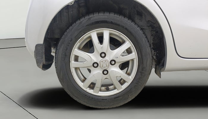 2017 Honda Brio VX MT, Petrol, Manual, 57,548 km, Right Rear Wheel