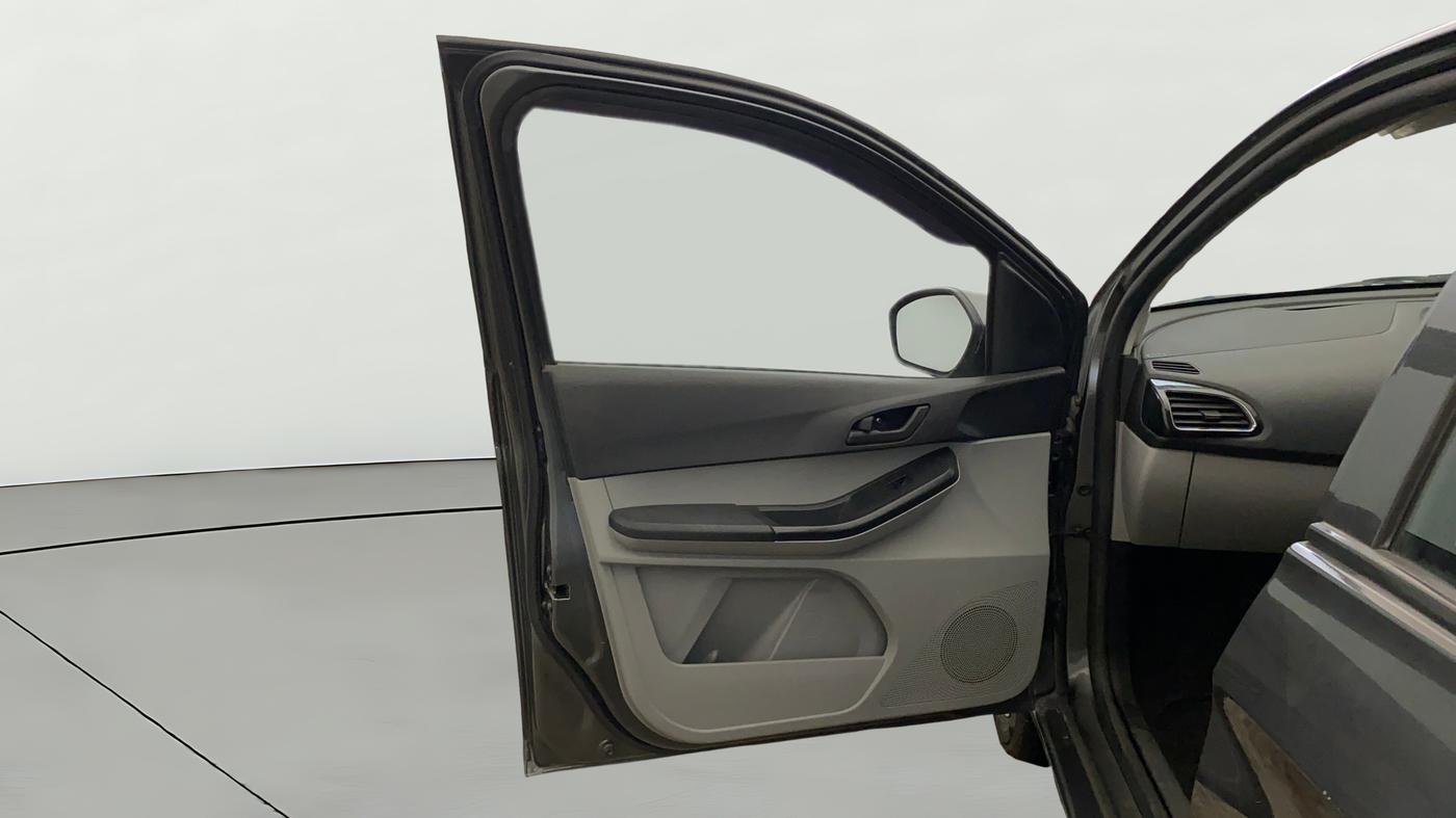 2021 Tata Tiago XT Limited Edition, CNG, Manual, 95,248 km, LHS Front Door