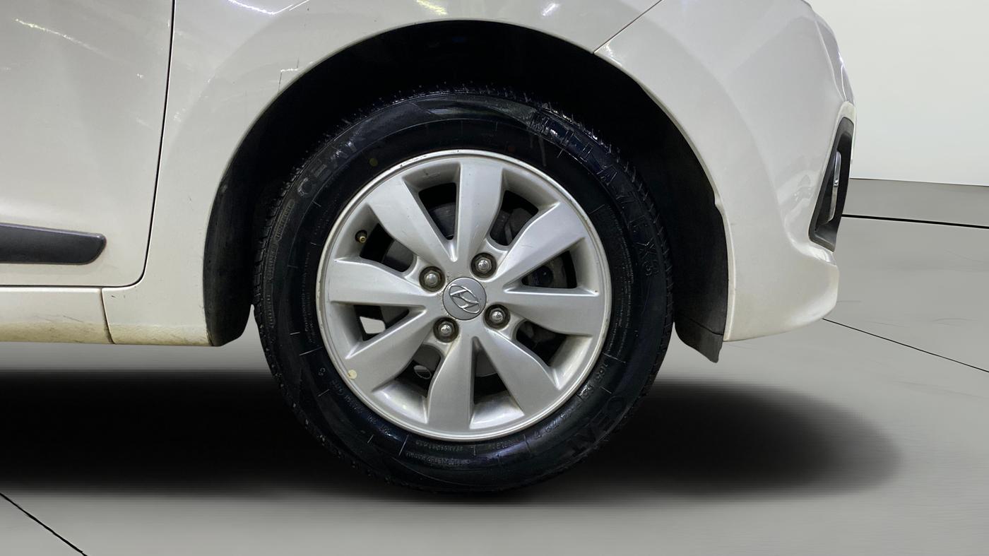 2014 Hyundai Xcent S (O) 1.2, Petrol, Manual, 48,263 km, Right Front Wheel