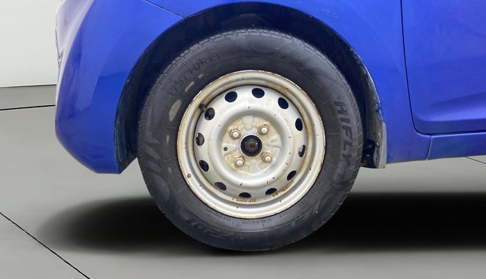 2018 Hyundai Eon ERA +, Petrol, Manual, 41,657 km, Left Front Wheel