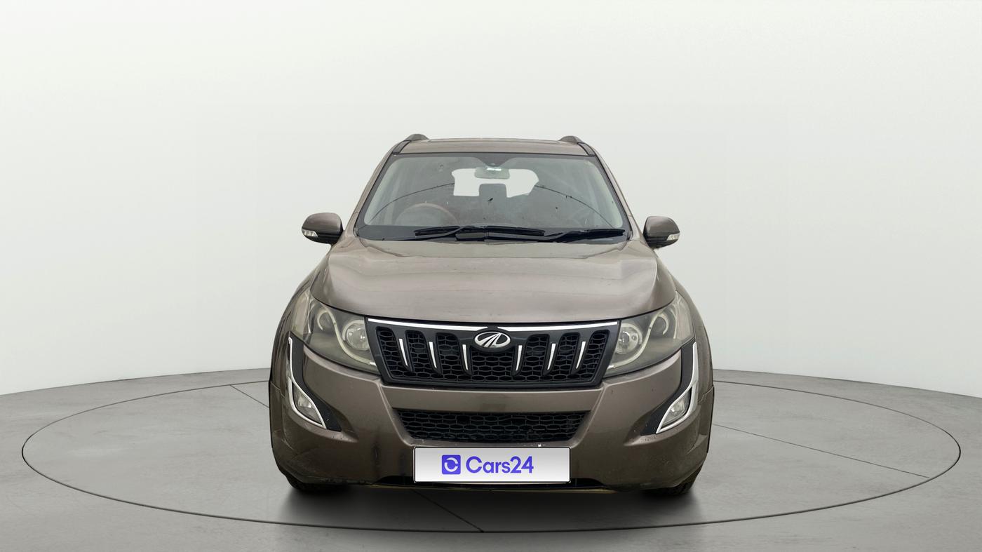 2017 Mahindra XUV500 W10 AT, Diesel, Automatic, 85,188 km, Front