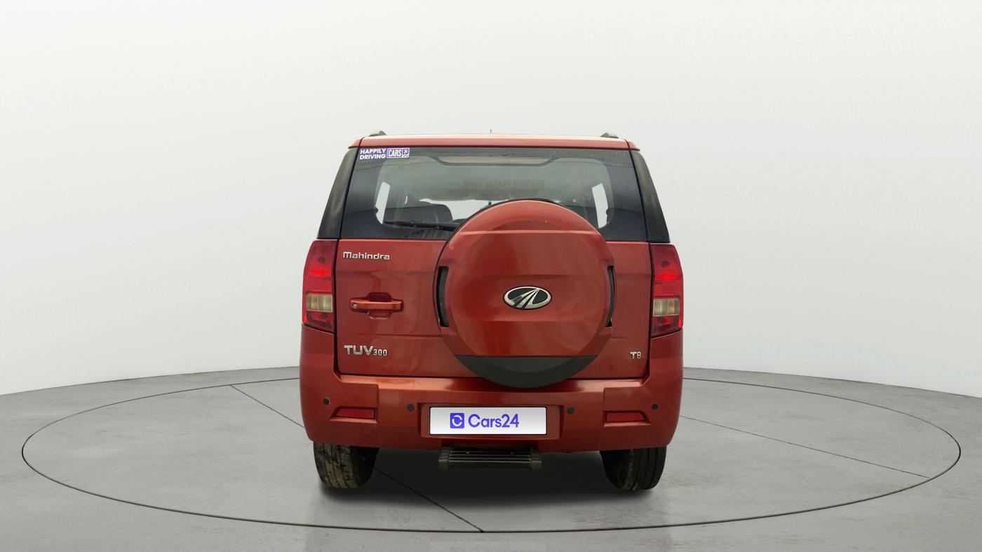 2017 Mahindra TUV300 T8, Diesel, Manual, 1,09,644 km, Back/Rear