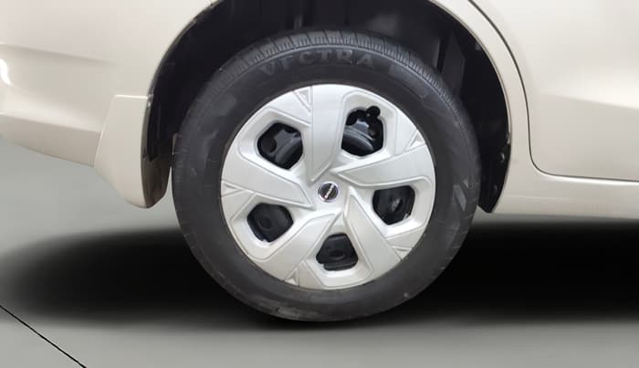 2018 Maruti Ertiga VXI, Petrol, Manual, 31,298 km, Right Rear Wheel