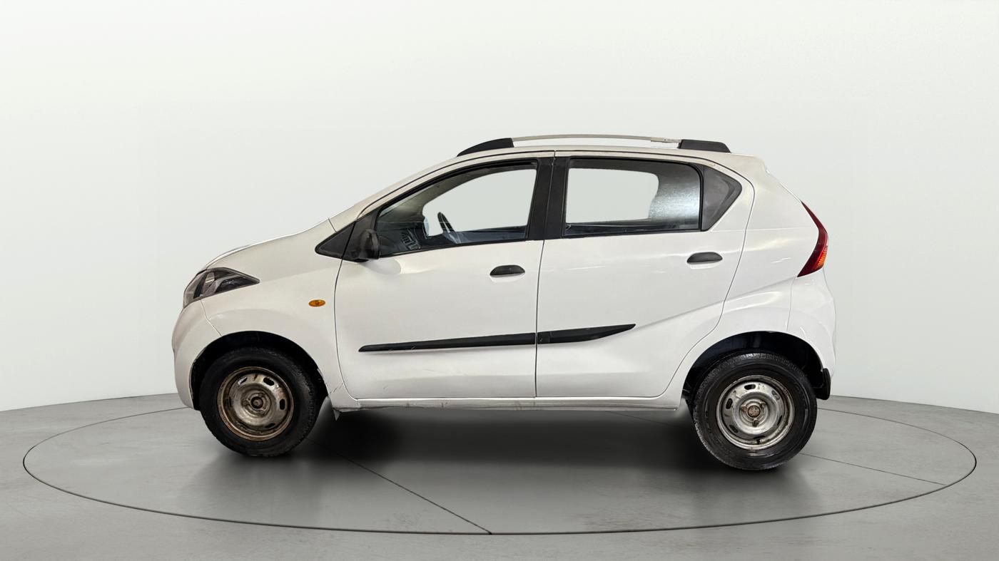 2017 Datsun Redi Go A, Petrol, Manual, 78,149 km, Left Side