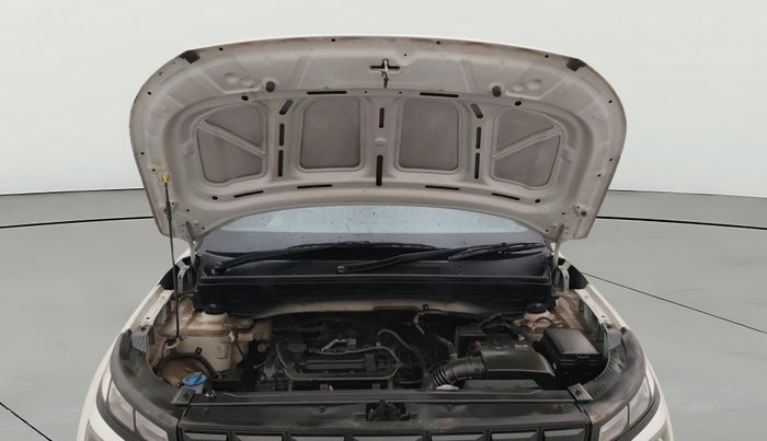 2023 Hyundai VENUE SX 1.2 KNIGHT EDITION, Petrol, Manual, 58,132 km, Open Bonet